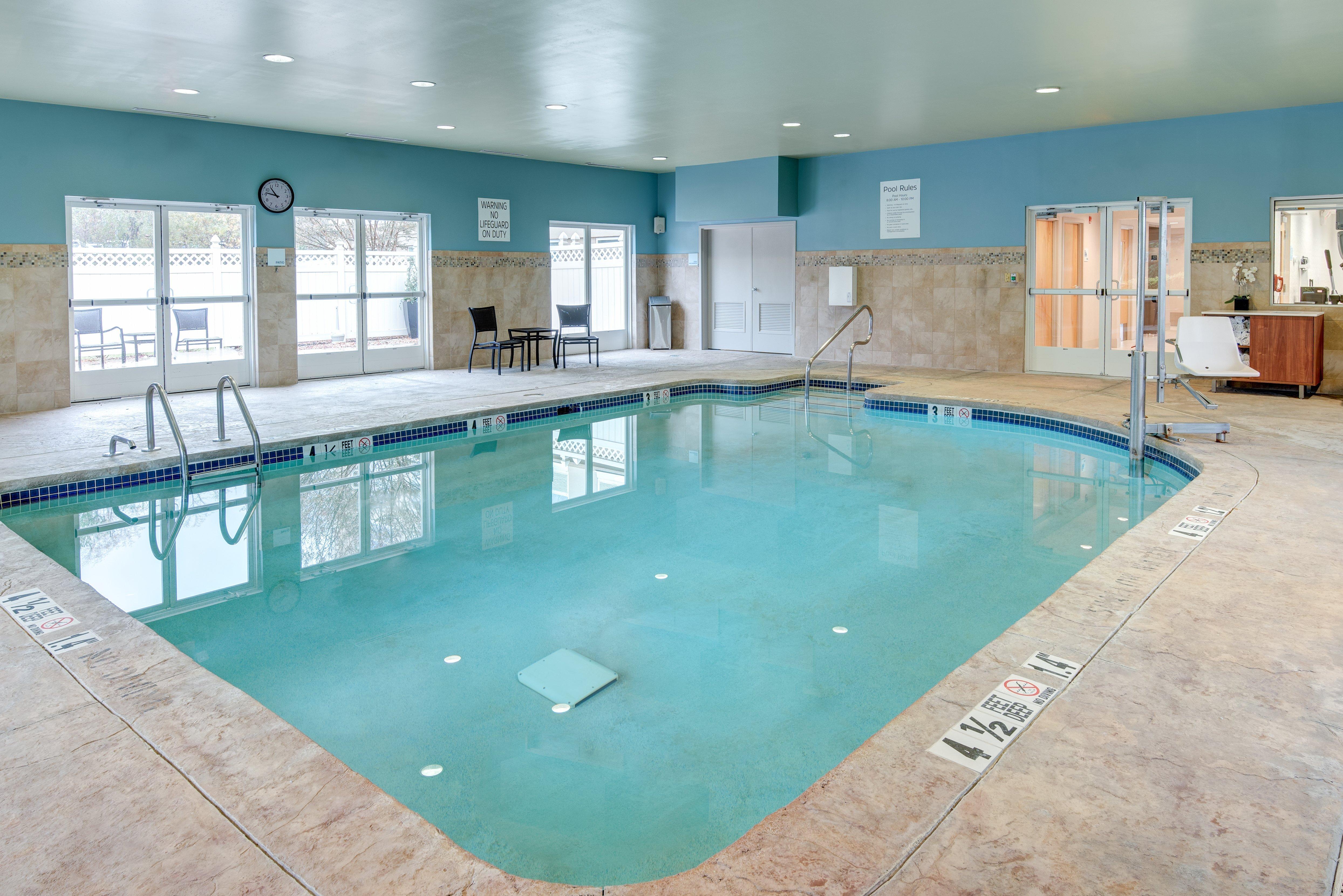 Holiday Inn Express & Suites West Long Branch - Eatontown By Ihg מראה חיצוני תמונה