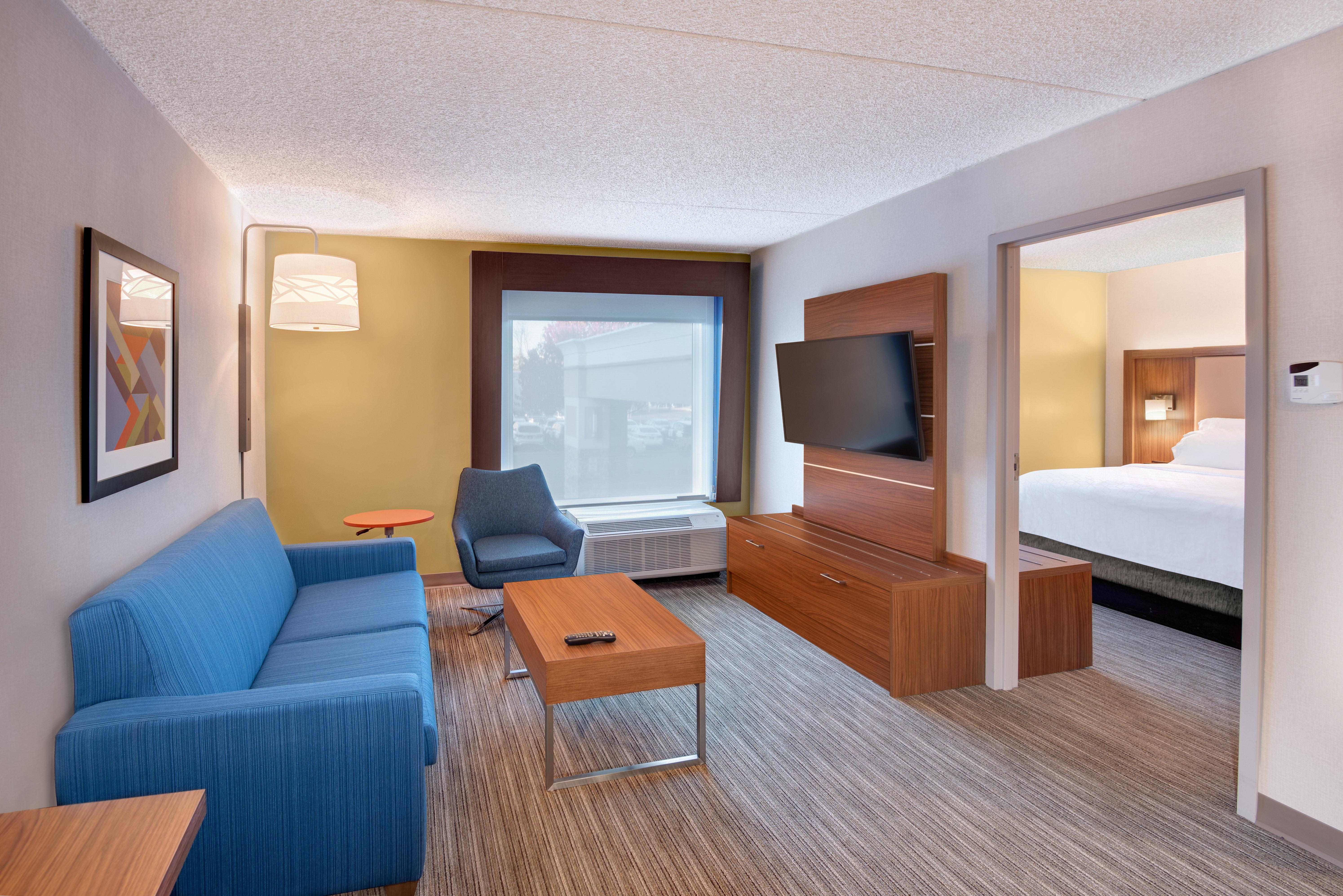 Holiday Inn Express & Suites West Long Branch - Eatontown By Ihg מראה חיצוני תמונה
