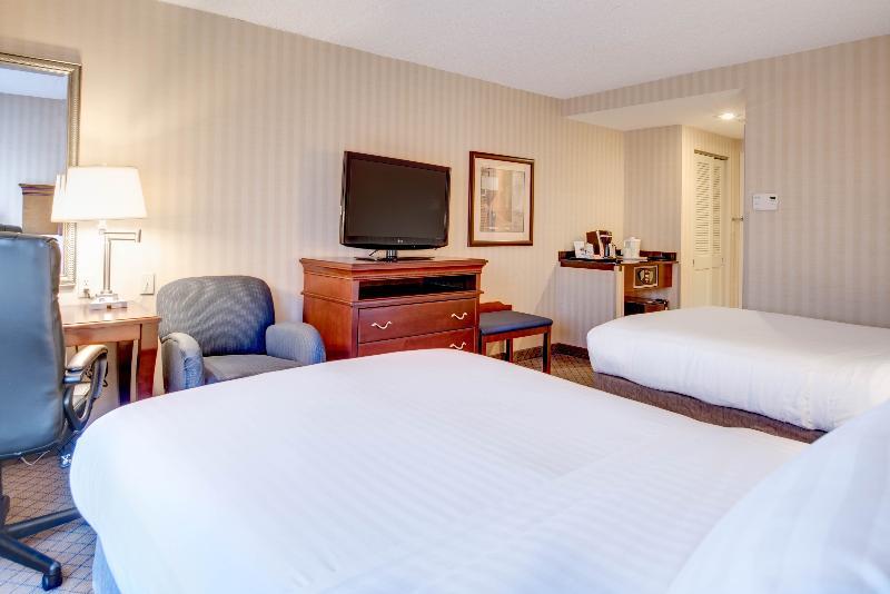 Holiday Inn Express & Suites West Long Branch - Eatontown, An Ihg Hotel מראה חיצוני תמונה